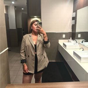 Meet your Posher, Joy